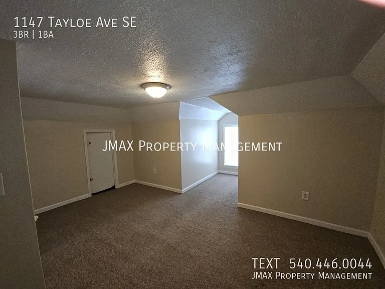 1147 Tayloe Ave SE — Photo 14