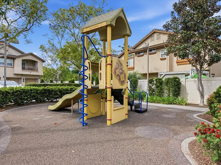 10294 Scripps Poway Pkwy #5 — Photo 45