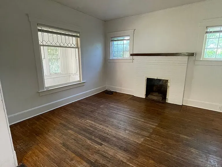 1116 Packard St — Photo 5