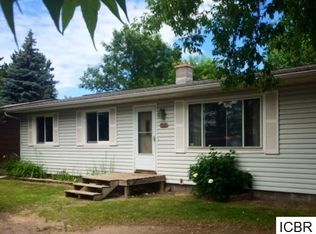 113 SE 10th St, Grand Rapids, MN 55744