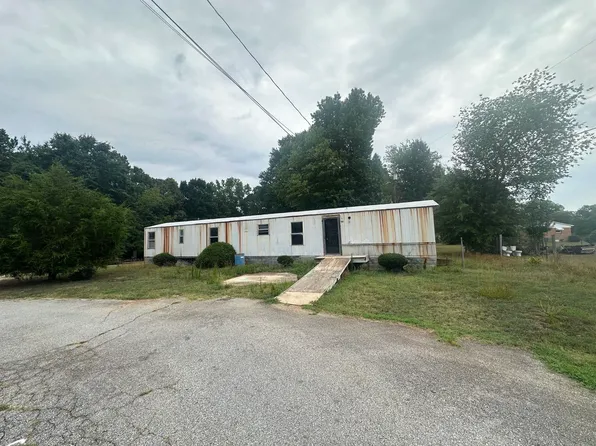 112 Foster Cir, Chesnee, SC 29323