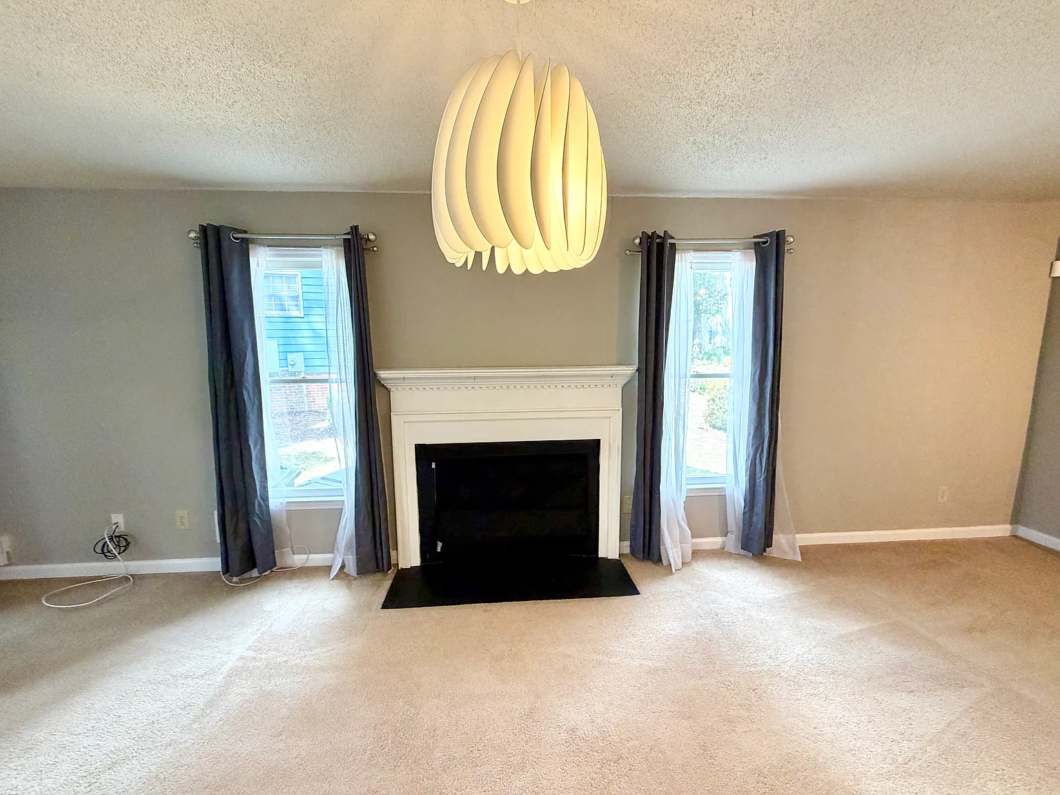3 bed, 2.5 bath, 1488 sqft, $2,050 — Photo 4