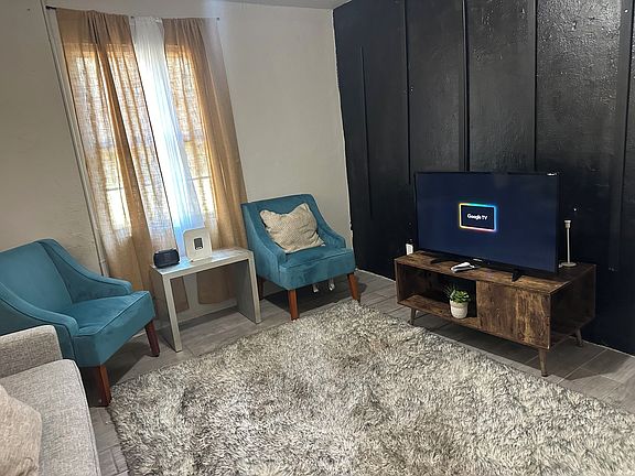 5th image of 2438 Felton Ave