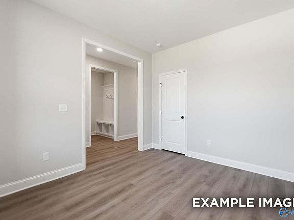4th image of 3118 Joseph Dr SE
