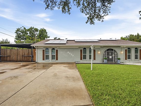 2nd image of 4905 Emerald Lake Dr