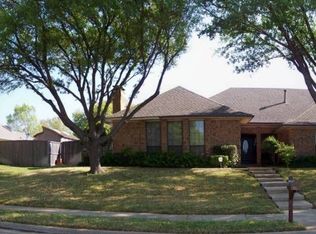 2706 Country Valley Rd, Garland, TX 75043