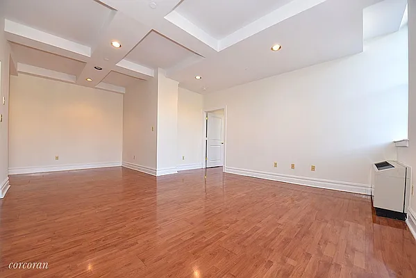 Rented by Corcoran | media 14