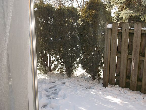 3rd image of 24693 Meadow Ln