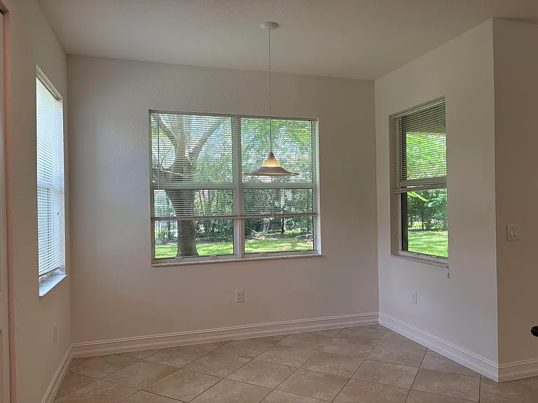 8187 Half Dome Ct — Photo 15