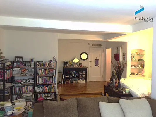 Rented by FirstService Realty (legacy) | media 23