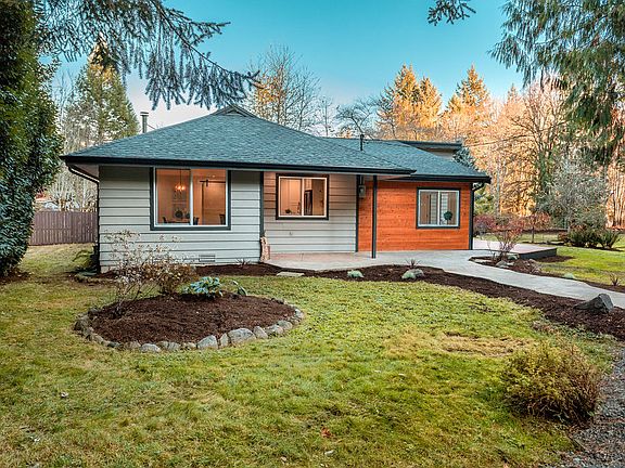 5th image of 2315 268th Ave NE