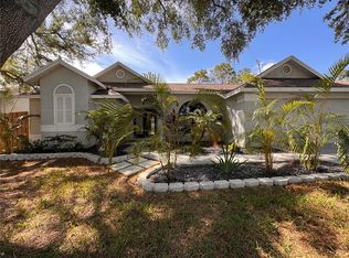 2212 Lake Bay Way, Brandon, FL 33511