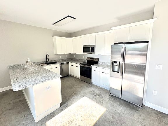 4th image of 1441 Live Oak St #1
