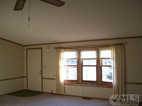 2nd image of 22222 15 Mile Rd