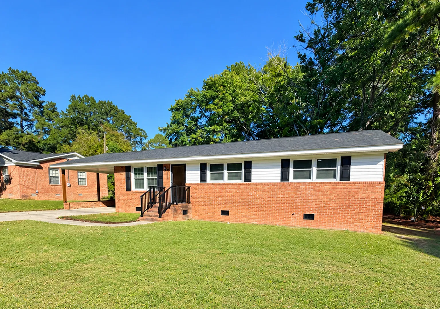 2711 Webb Street - Available Now — Photo 1