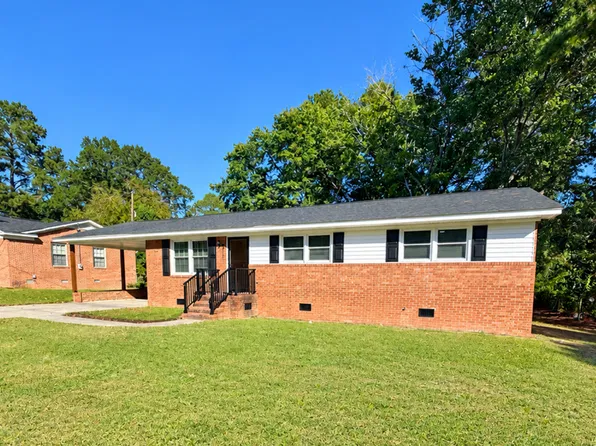 2711 Webb St, Greenville, NC 27834