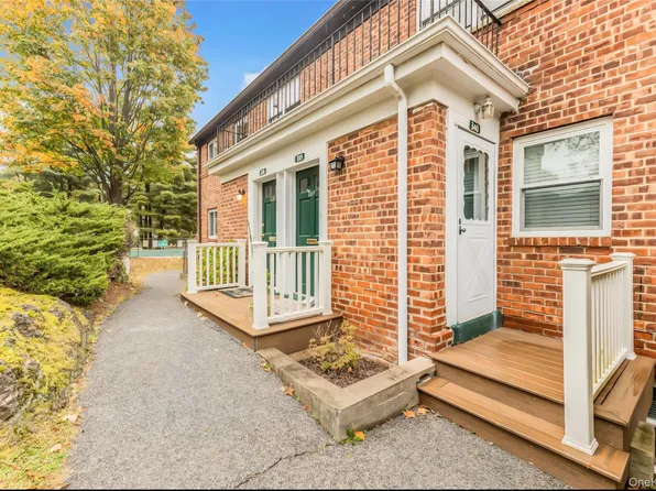 14 Fieldstone Drive #340, Hartsdale, NY 10530