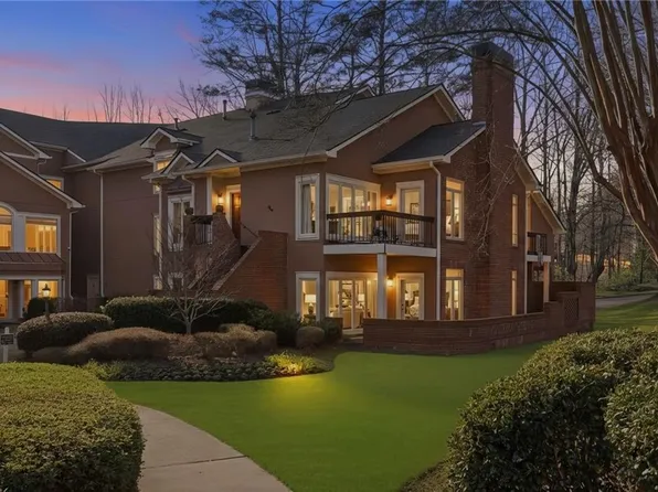 5264 Brooke Ridge Dr, Atlanta, GA 30338