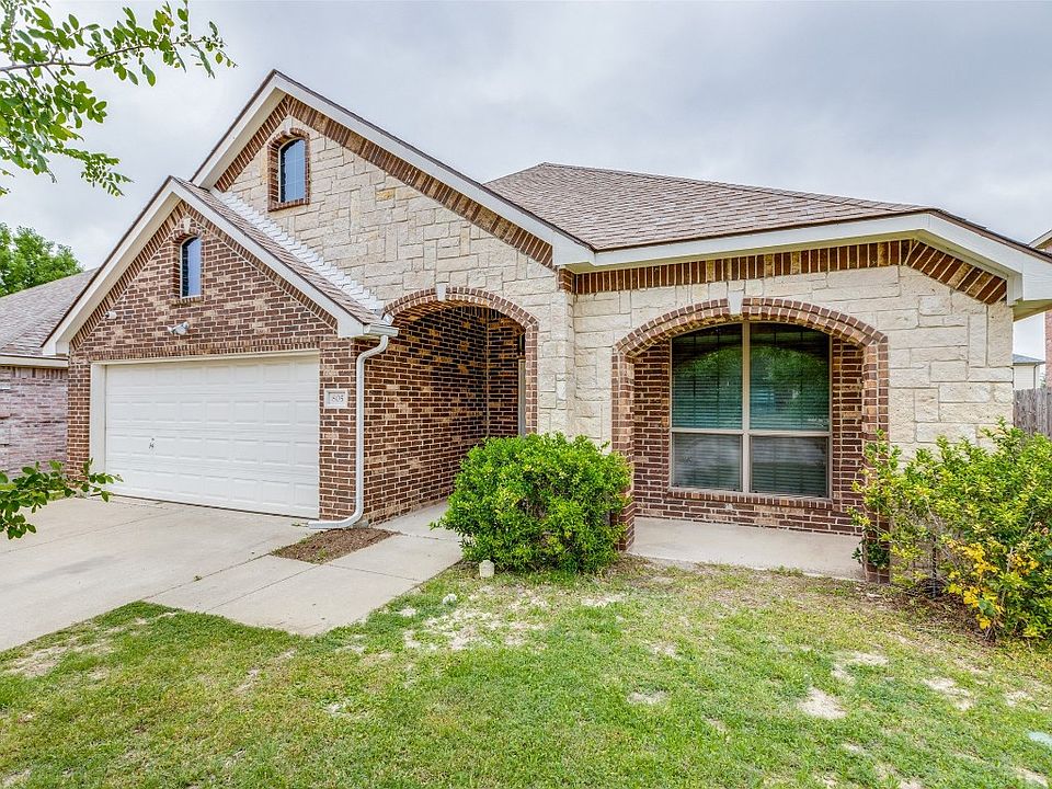 1st image of 805 Bens Dr