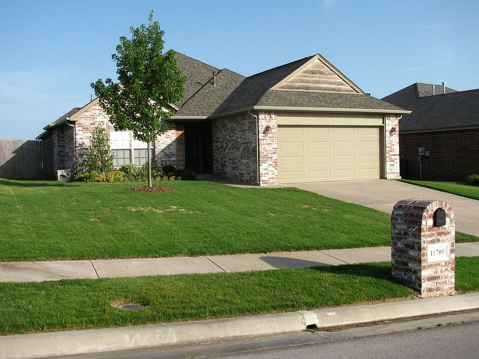 11705 S. Nandina Ave.