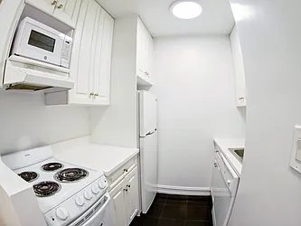 Rented by Urban Real Estate Inc