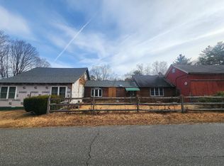 12 Bumstead Rd, Monson, MA 01057