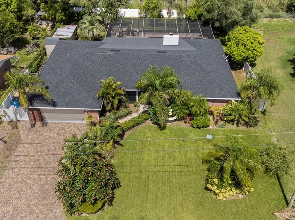 209 7th, Lake Hamilton, FL 33844