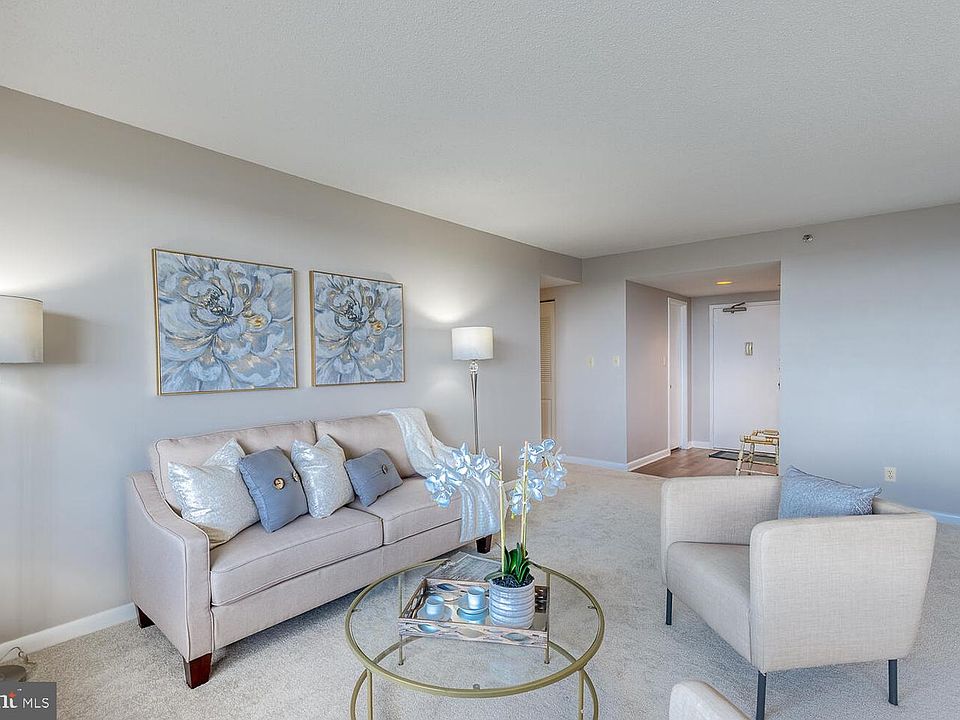 1st image of 3709 S George Mason Dr APT 1308