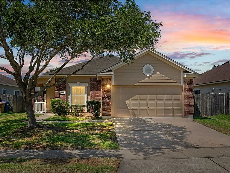 6518 Purplewing Dr — Photo 1