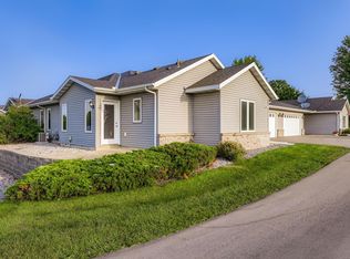 342 Sunfish Ln, Winsted, MN 55395