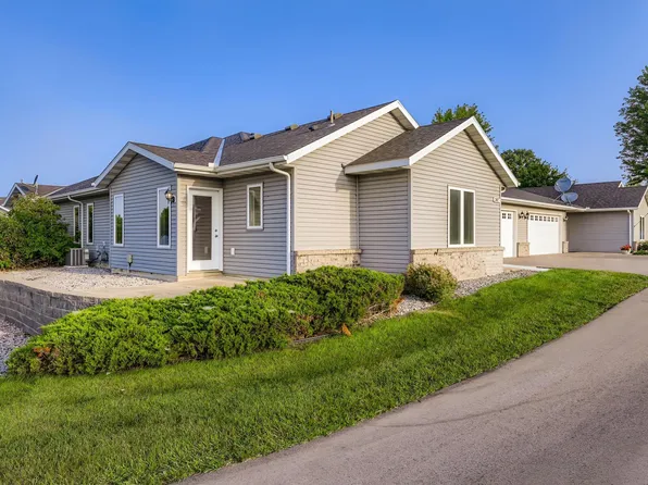 342 Sunfish Ln, Winsted, MN 55395