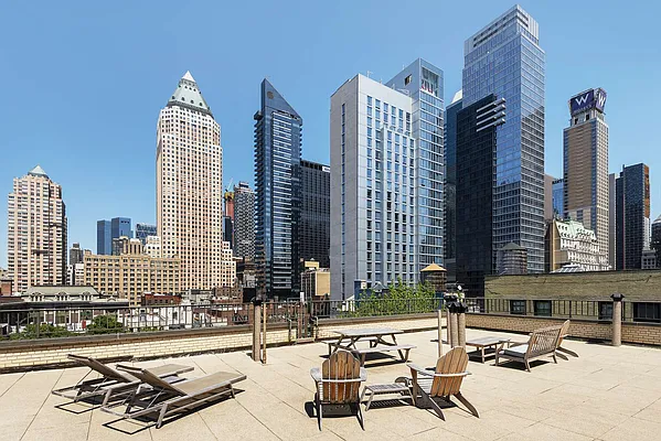 Sold by Corcoran | media 8