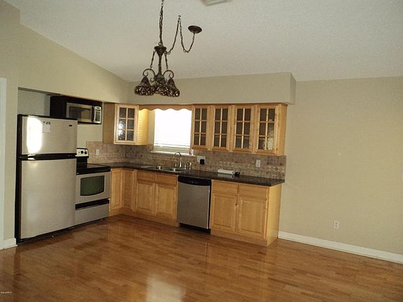 2nd image of 9555 Riverview Dr