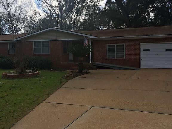 3rd image of 355 McKinnon Ln