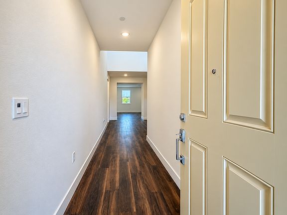 5th image of 5338 Frisanco Way