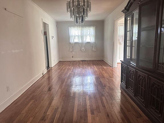 5th image of 308 Ellenberg Ave