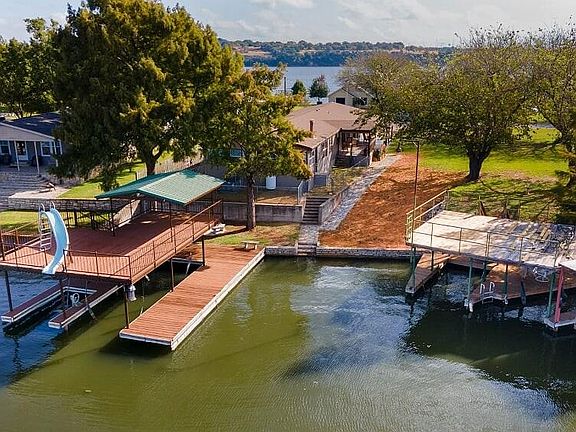 3rd image of 4005 Linda Ct