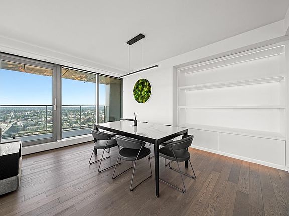 5th image of 1480 Howe St #3801