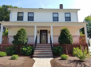 23 Hill Top Rd, Wellesley, MA 02482