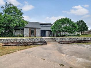 2001 Carriage Estates Rd, Sherman, TX 75092