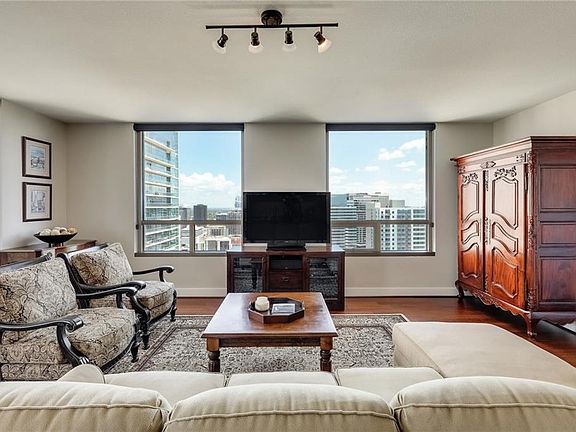 4th image of 300 Bowie St APT 3501