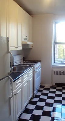 Rented by Goldfarb Properties | media 2