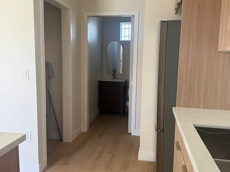 1243 Delay Ave #B — Photo 7
