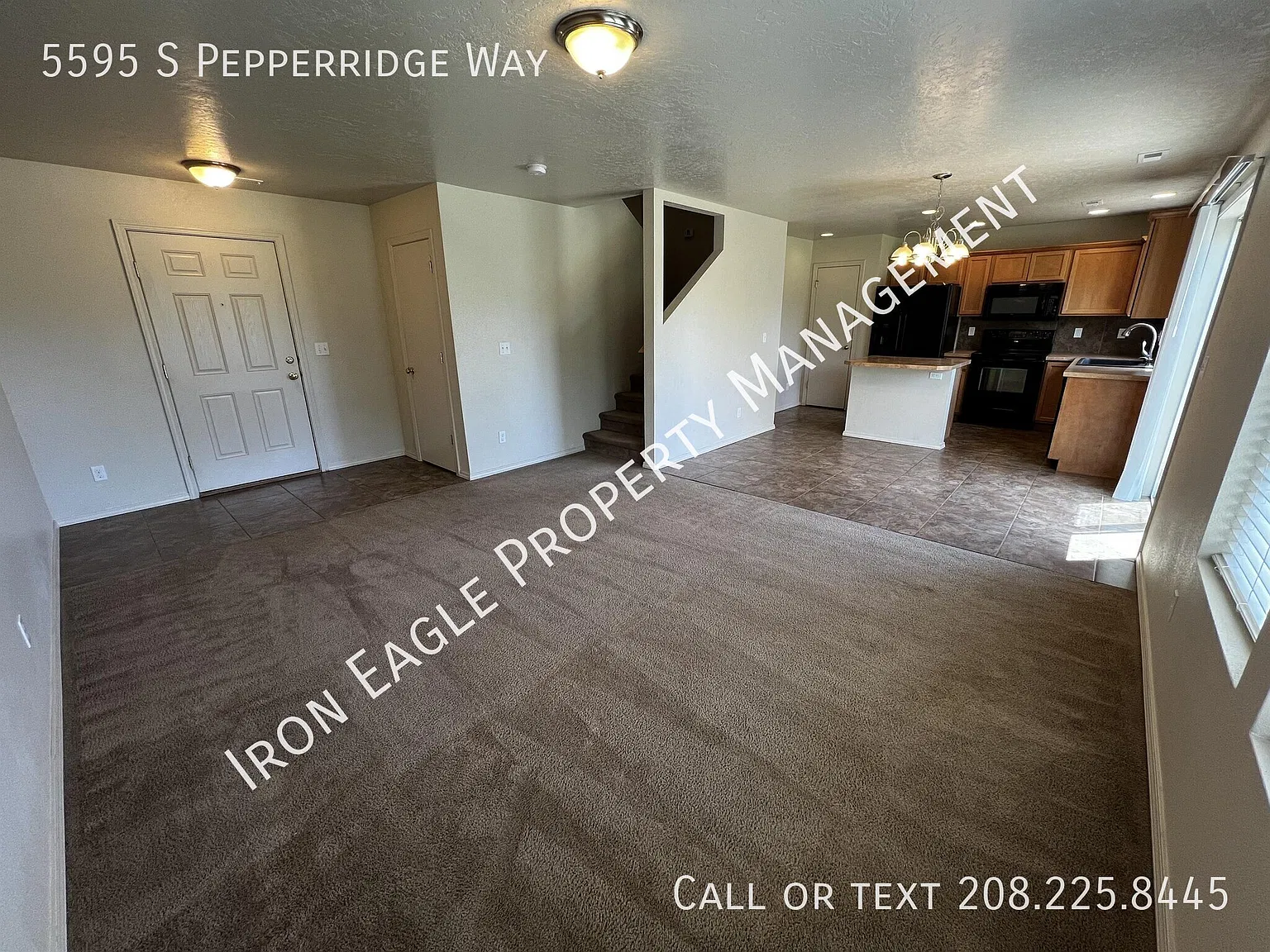 3 bed, 2.5 bath, 1638 sqft, $1,985 — Photo 3
