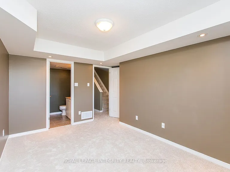 146 Berrigan Dr — Photo 23