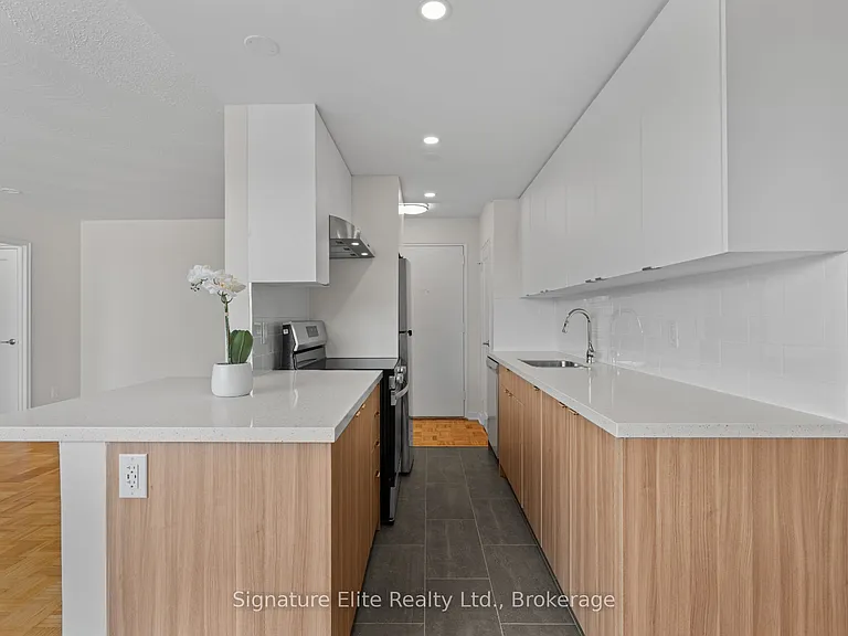 3 Swift Dr #406 — Photo 9