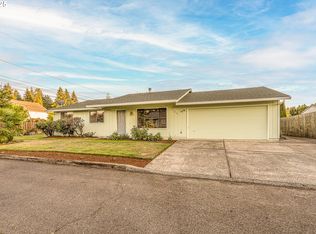 686 SE 43rd Ave, Hillsboro, OR 97123