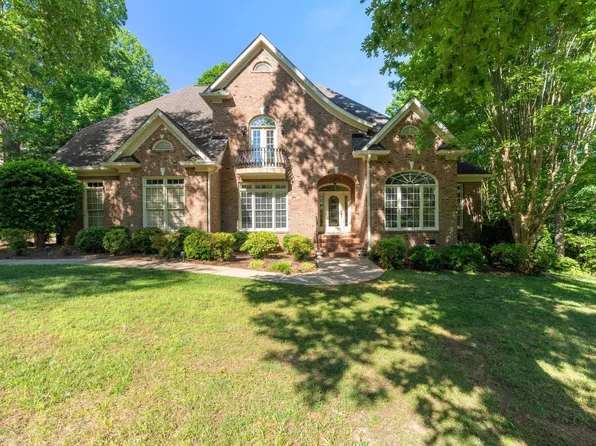 3 Siena Dr, Greenville, SC 29609
