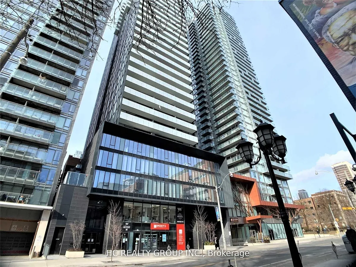 Building Photo - 28 Wellesley St E #1204