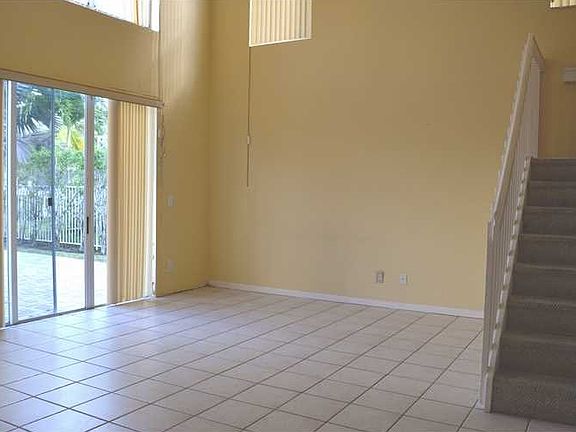 4th image of 11177 NW 46th Dr